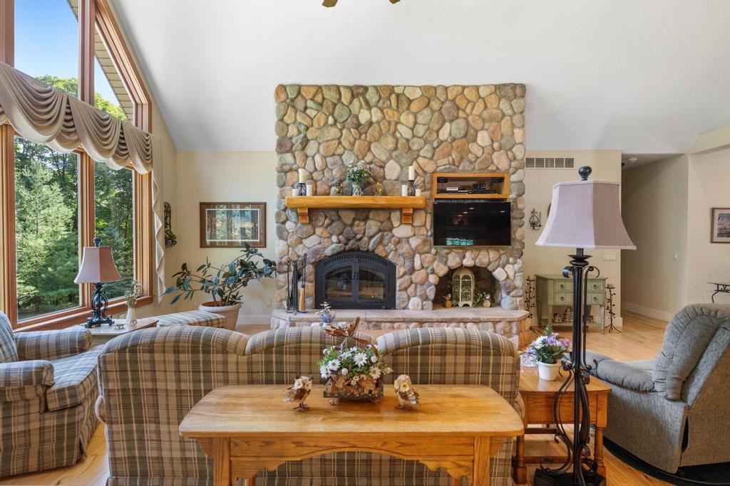 1750 Forest Ridge Trail