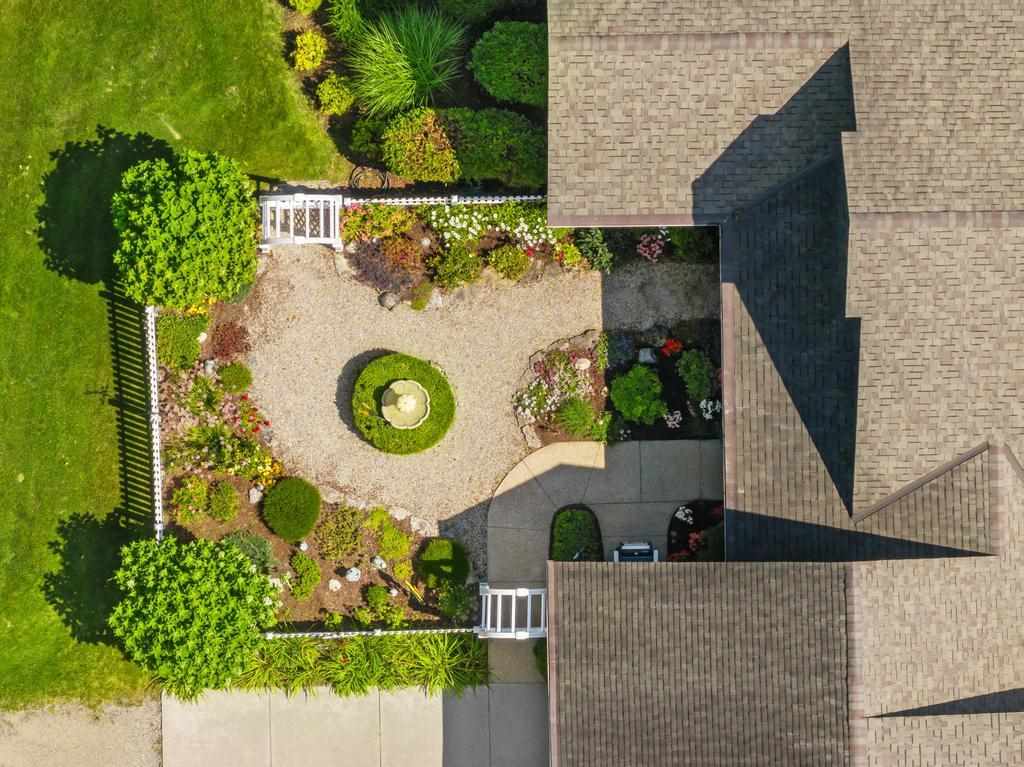 1750 Forest Ridge Trail