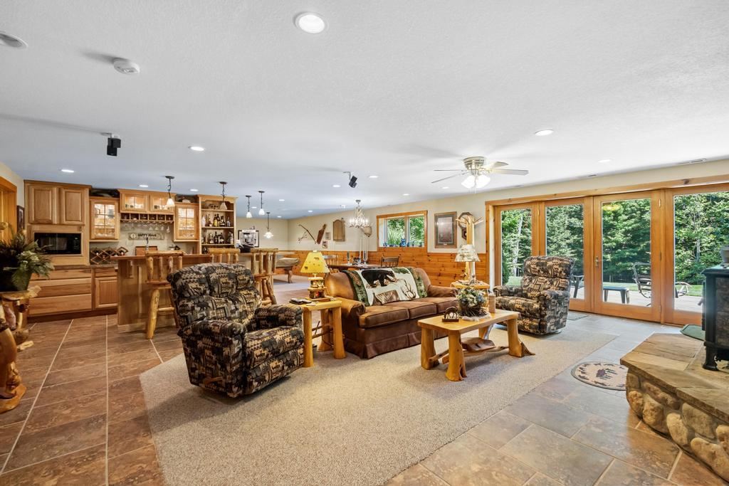 1750 Forest Ridge Trail