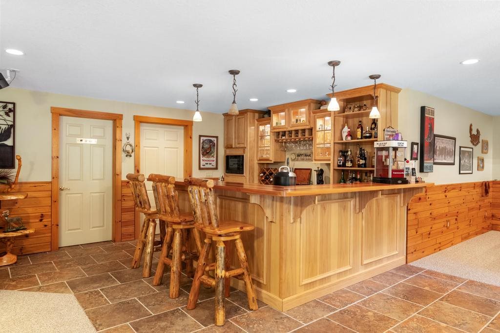 1750 Forest Ridge Trail