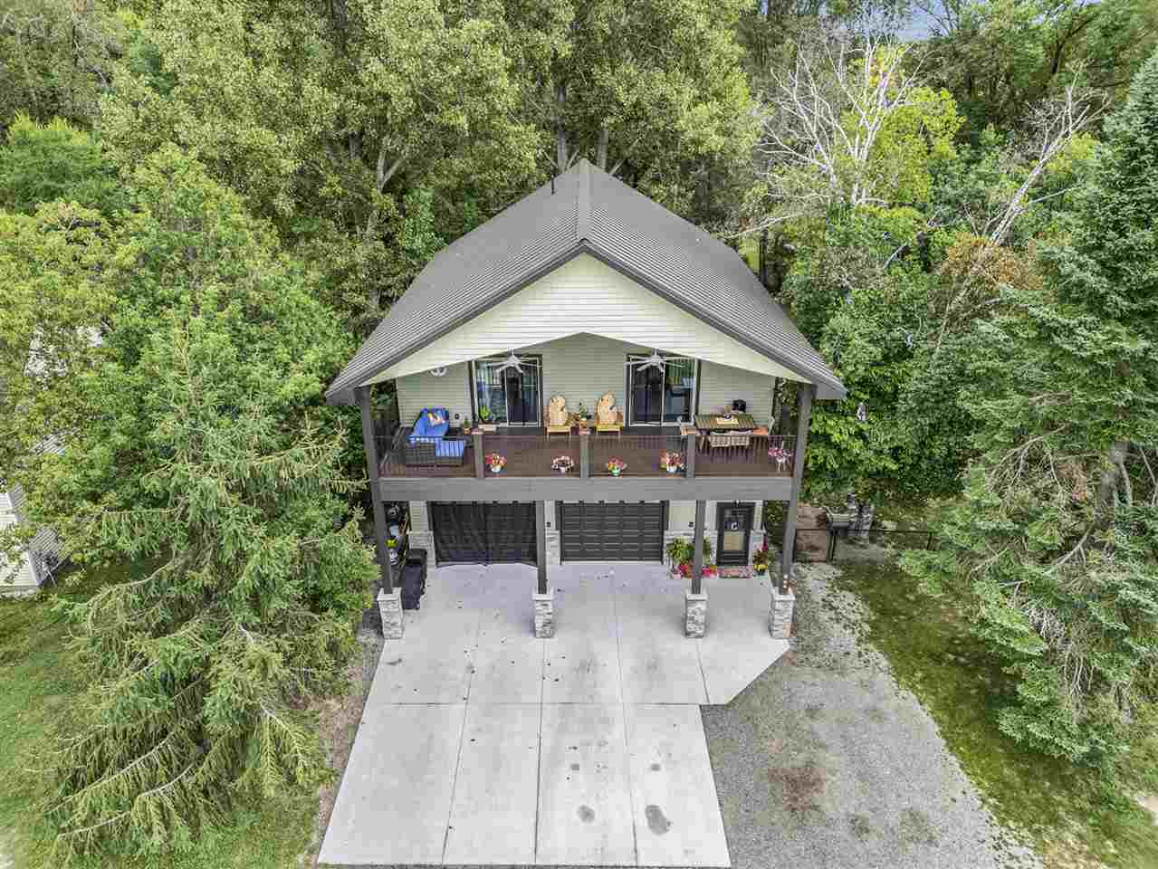 732 Ottawa Street