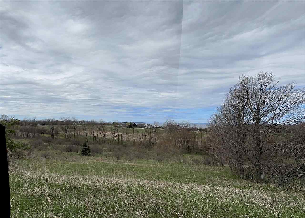 8 Foxview Drive Unit: 8