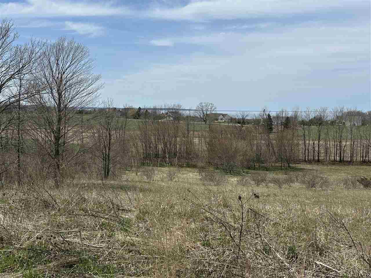 8 Foxview Drive Unit: 8