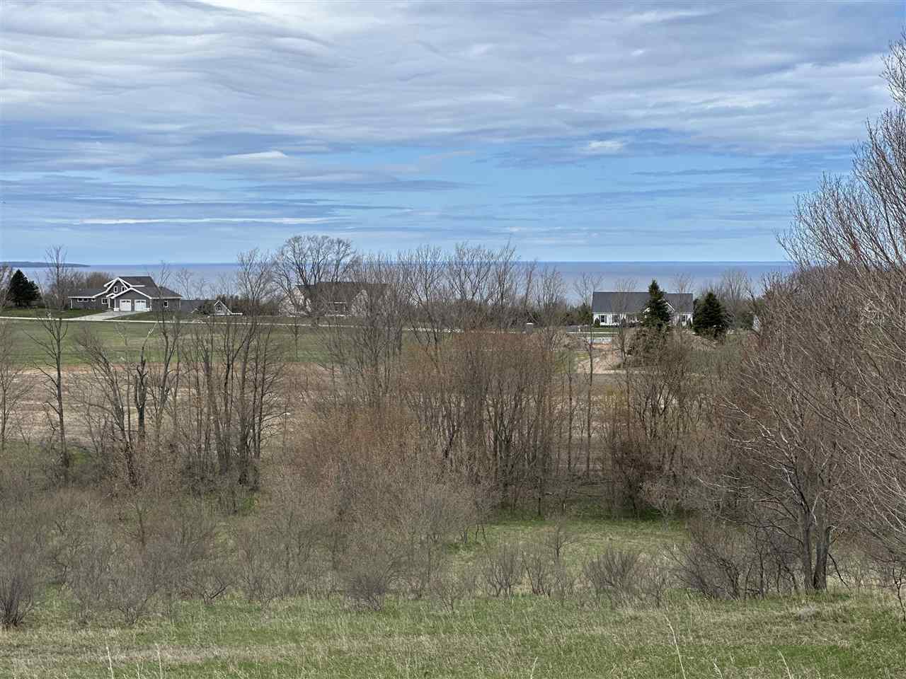 8 Foxview Drive Unit: 8