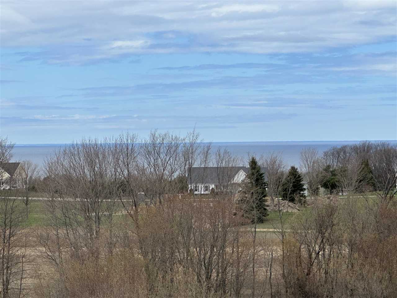 8 Foxview Drive Unit: 8