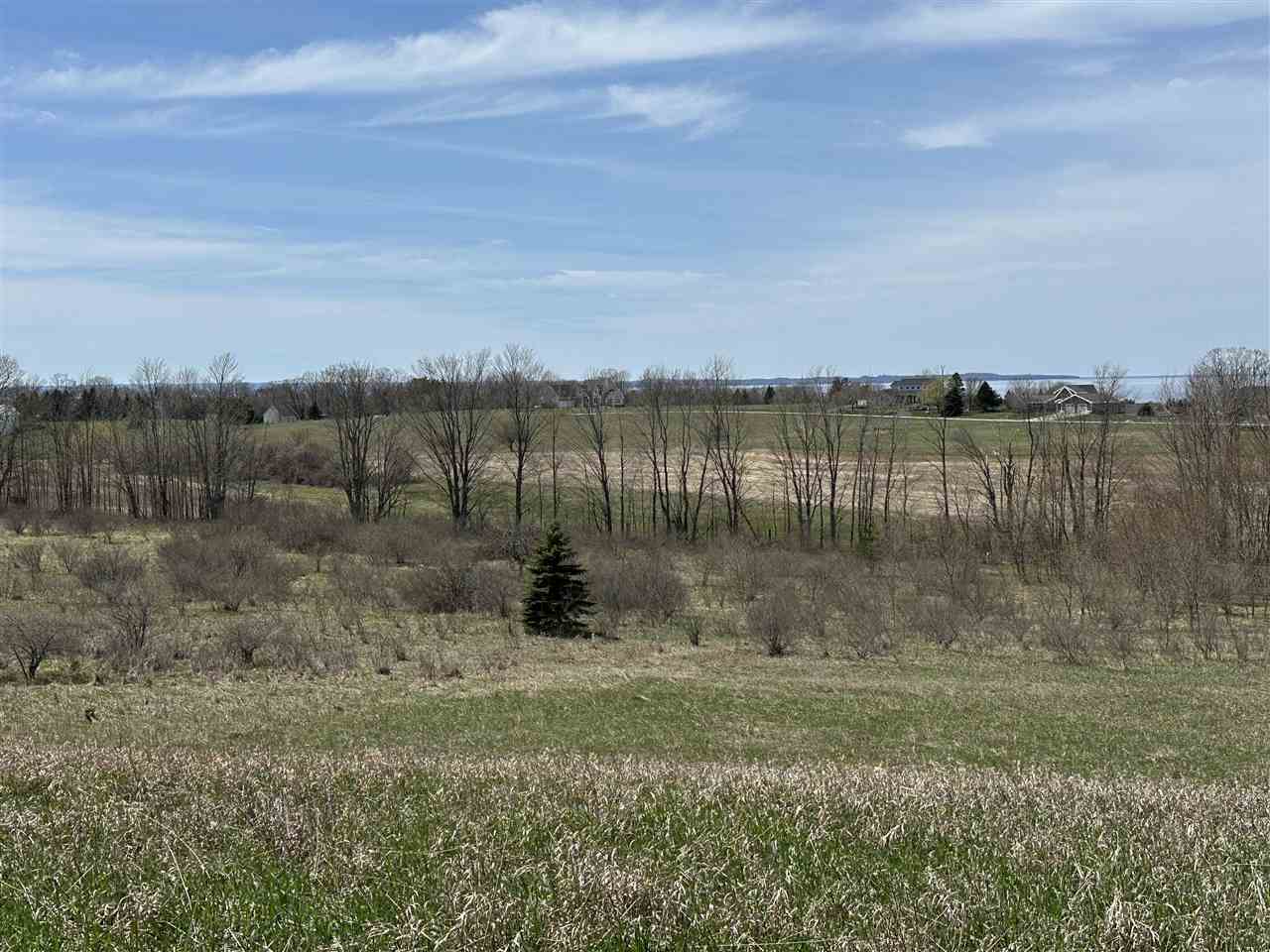 8 Foxview Drive Unit: 8