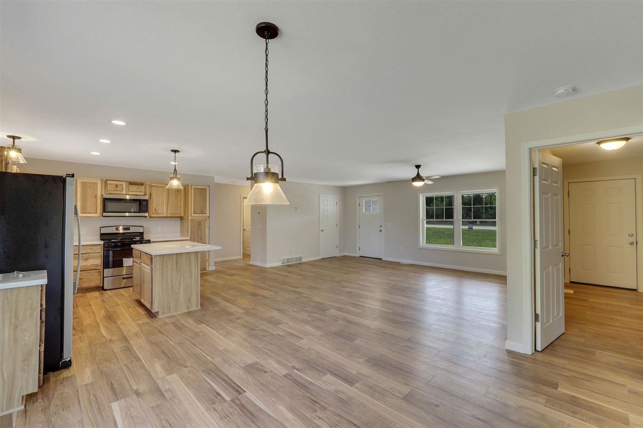 8865 Robin Lane Unit: 3