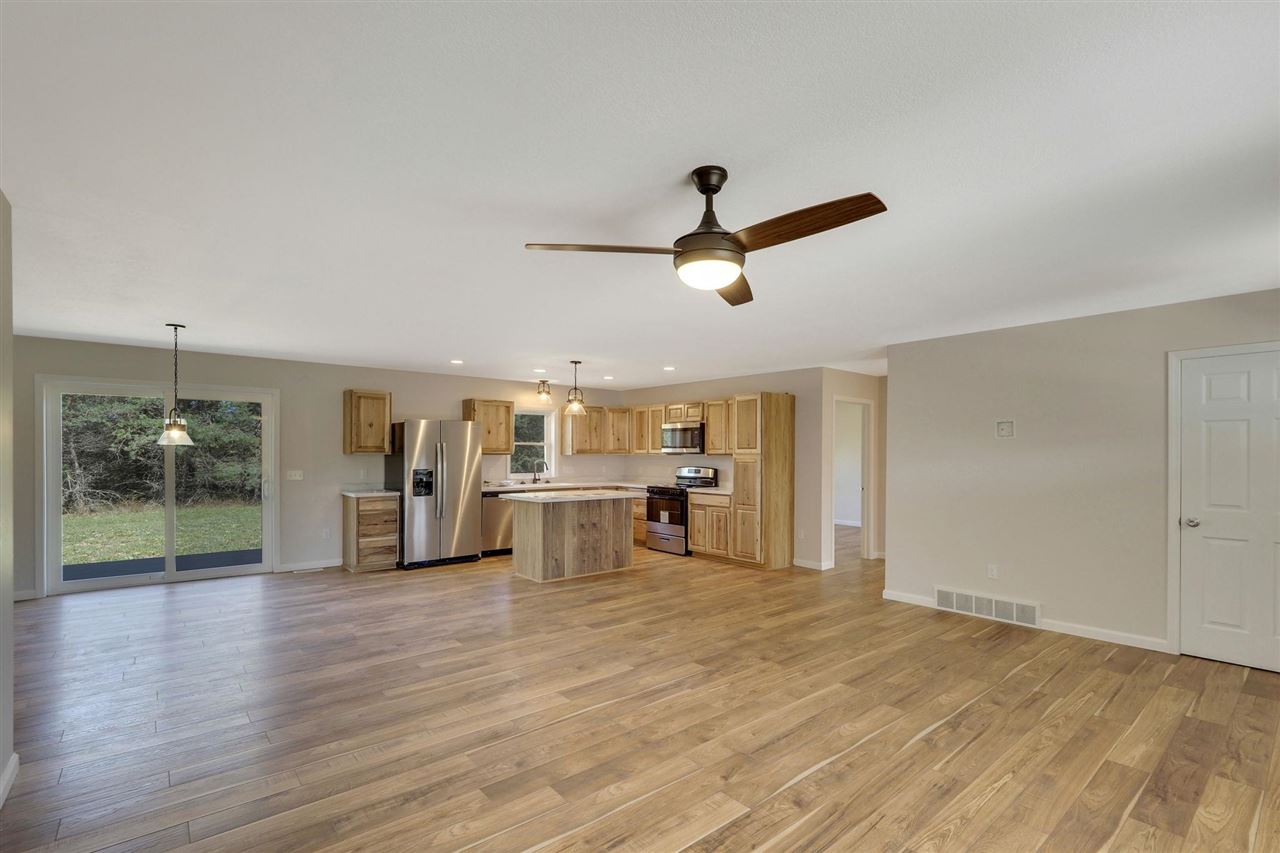 8865 Robin Lane Unit: 3