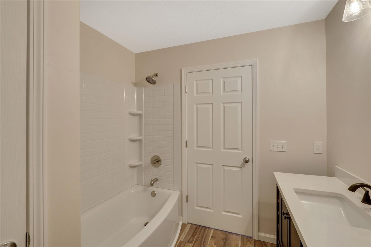 8865 Robin Lane Unit: 3