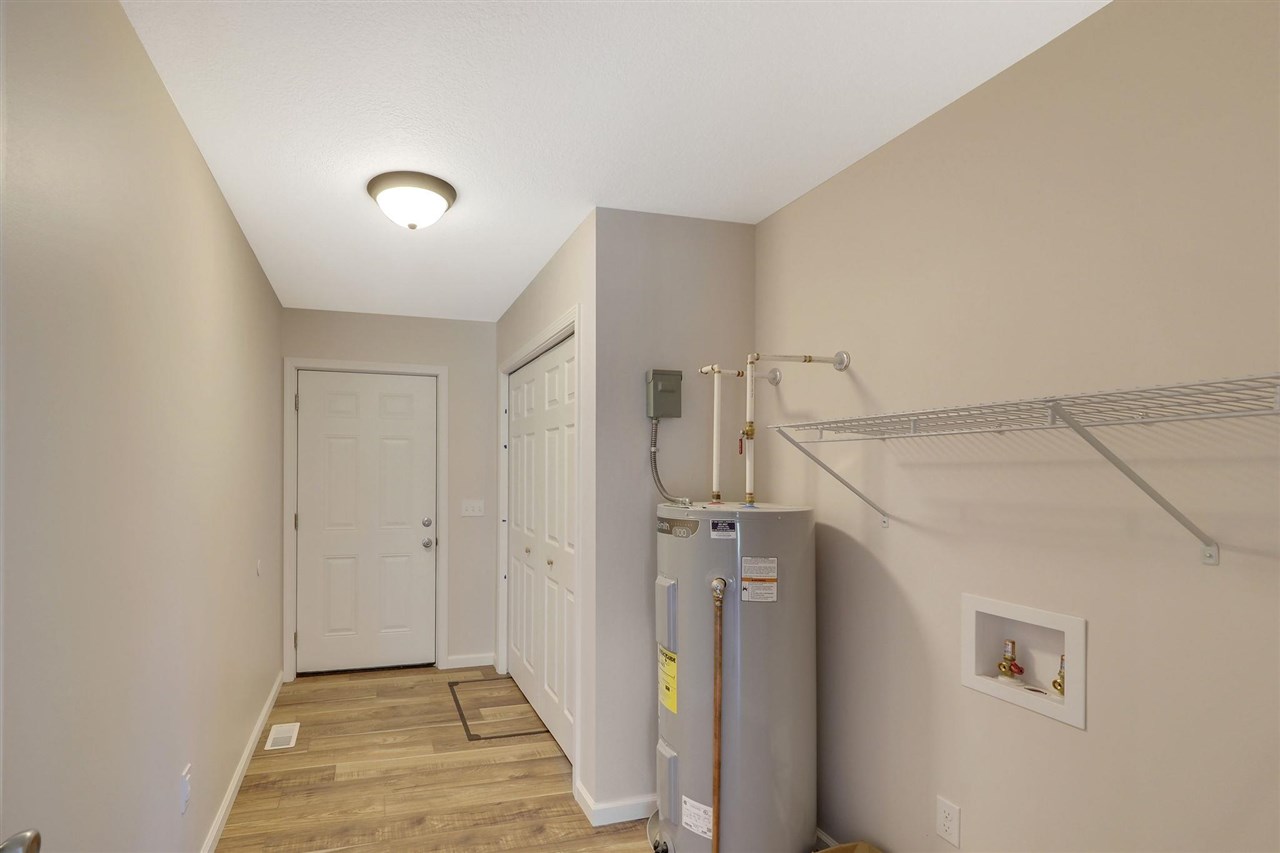 8865 Robin Lane Unit: 3