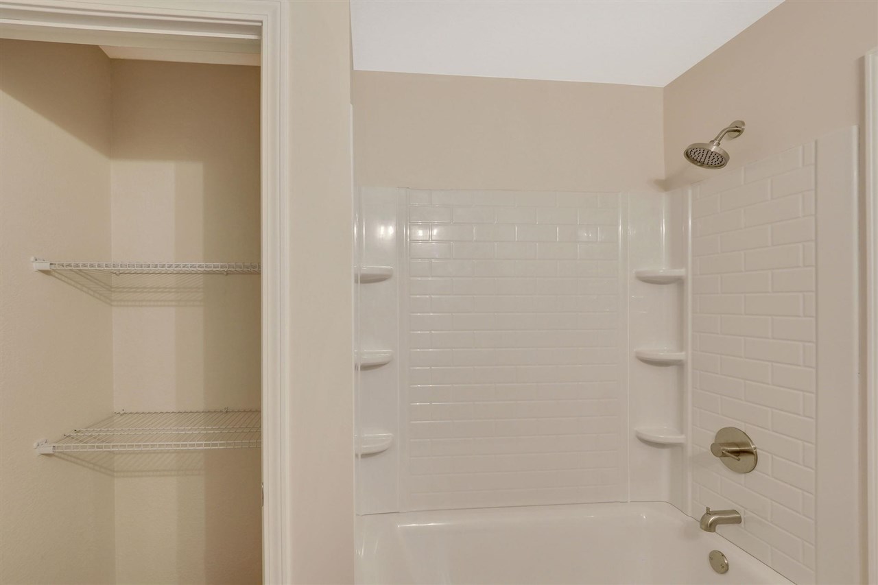 8865 Robin Lane Unit: 3