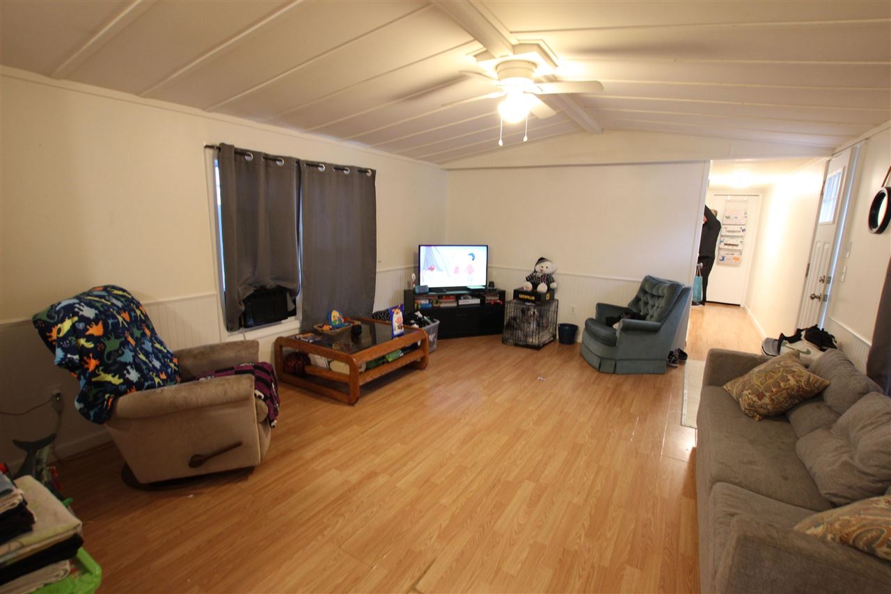 6685 M-66 Highway Unit: 39, 48, 123