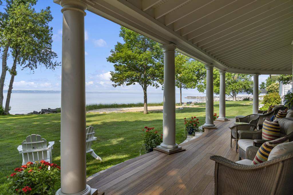 1111 East Bay Road