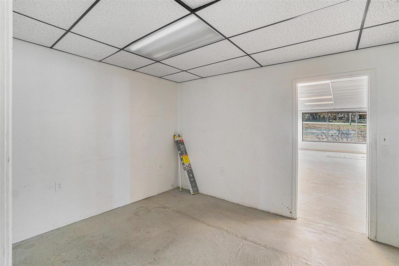 1327 N US 31