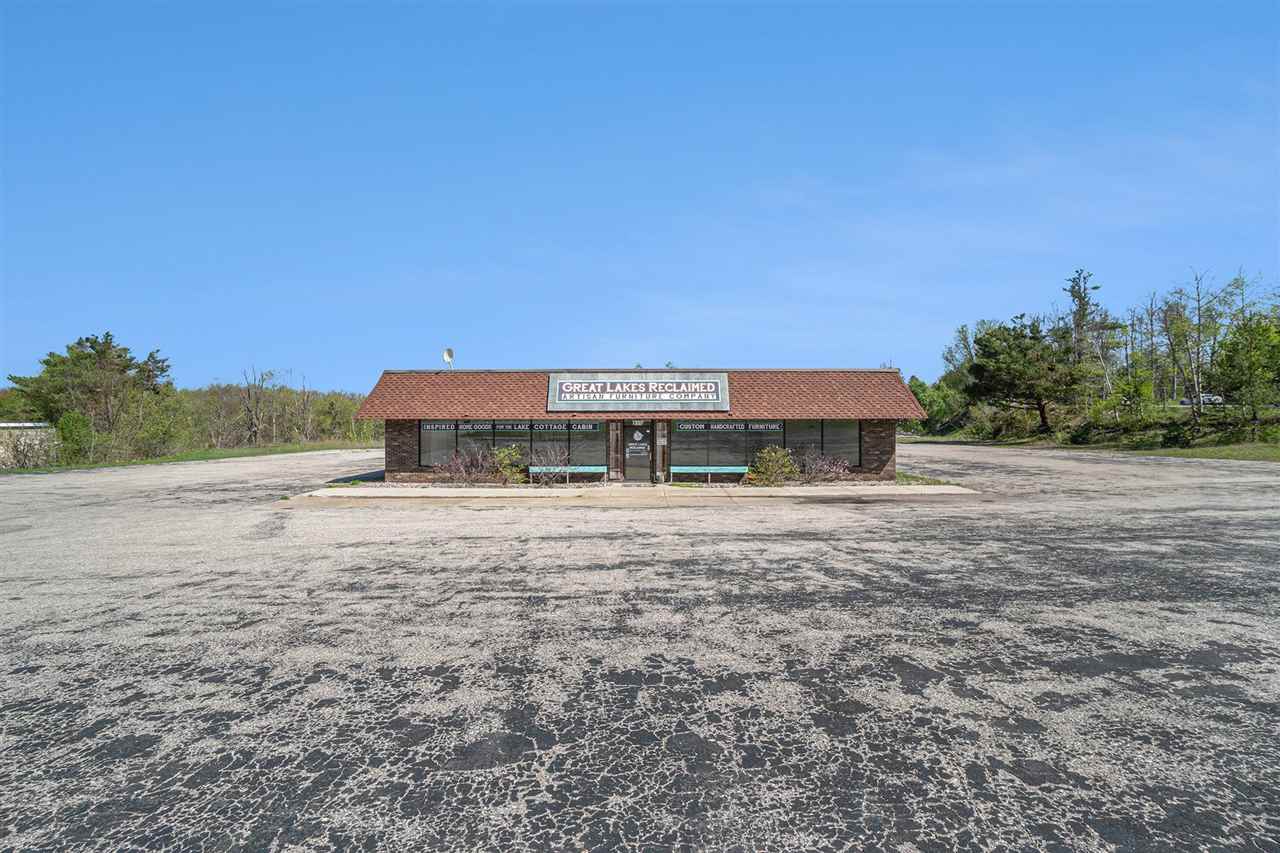 1327 N US 31