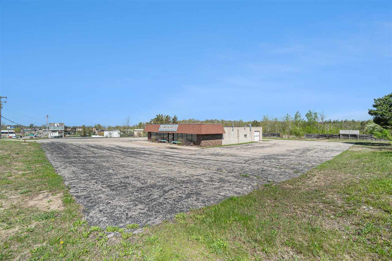 1327 N US 31