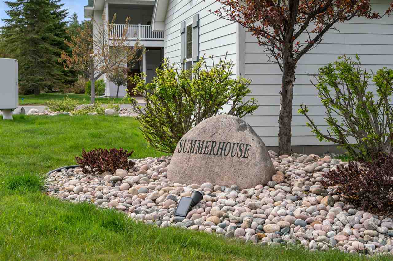 09579 - 10 Summerhouse Drive