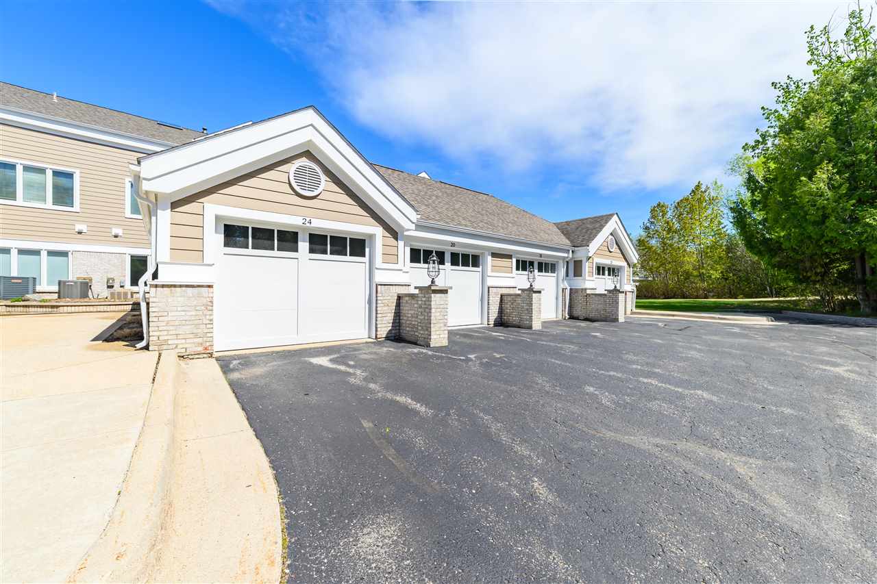 6040 Pine Lake Club Drive Unit: 24