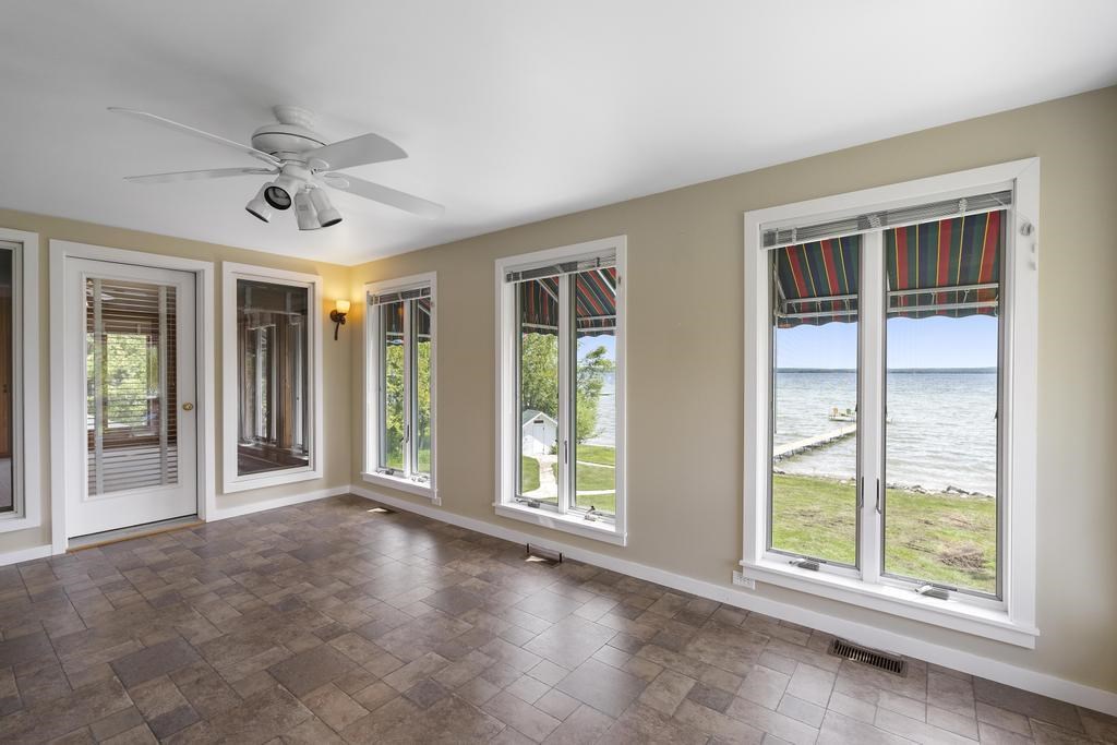 3016 W Burt Lake Road