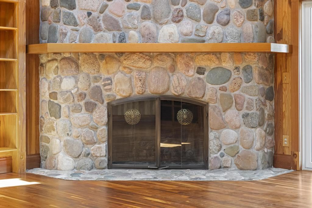 3016 W Burt Lake Road