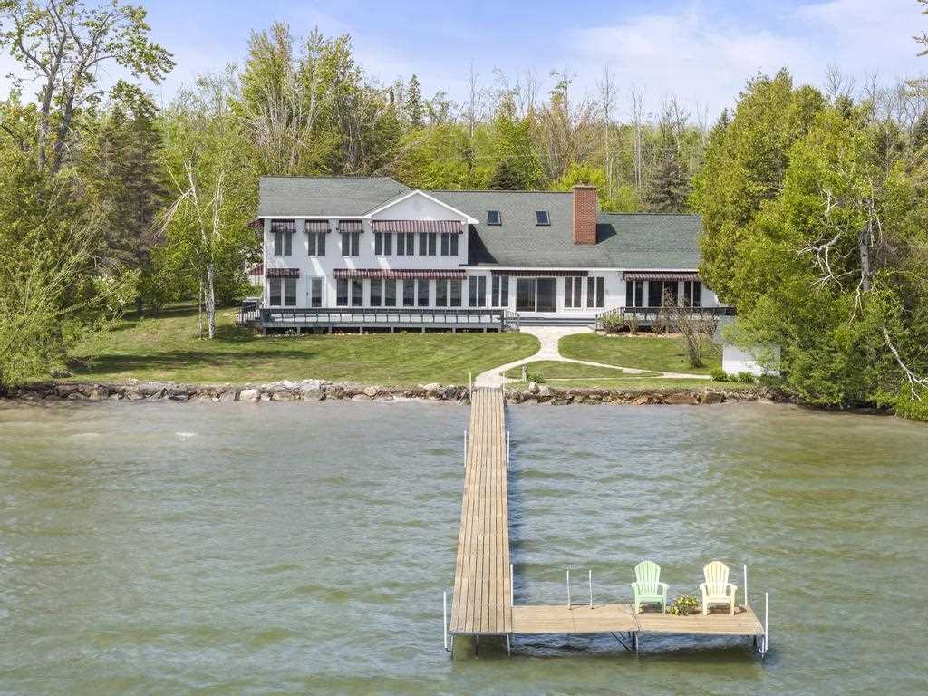 3016 W Burt Lake Road