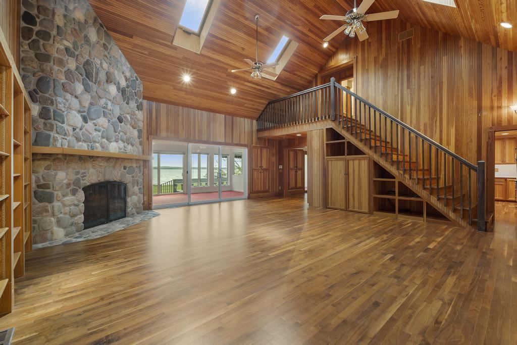 3016 W Burt Lake Road