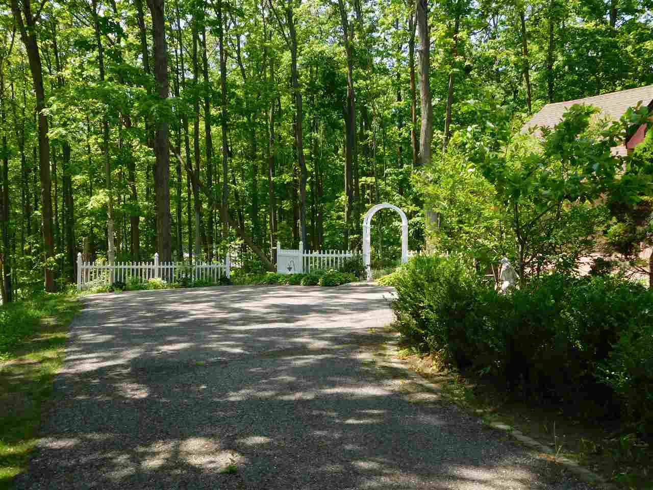 1695 Gruler Road