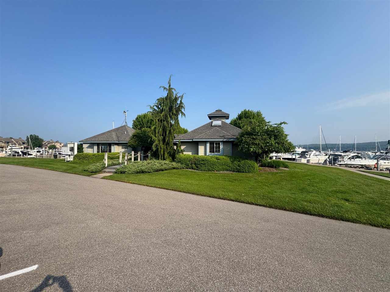 448 Front Street Unit: 222