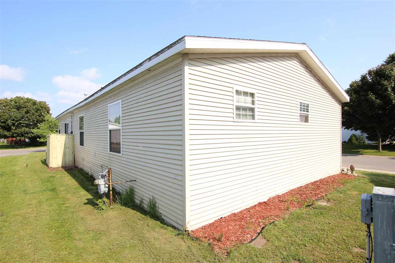 6685 M-66 Highway Unit: 112