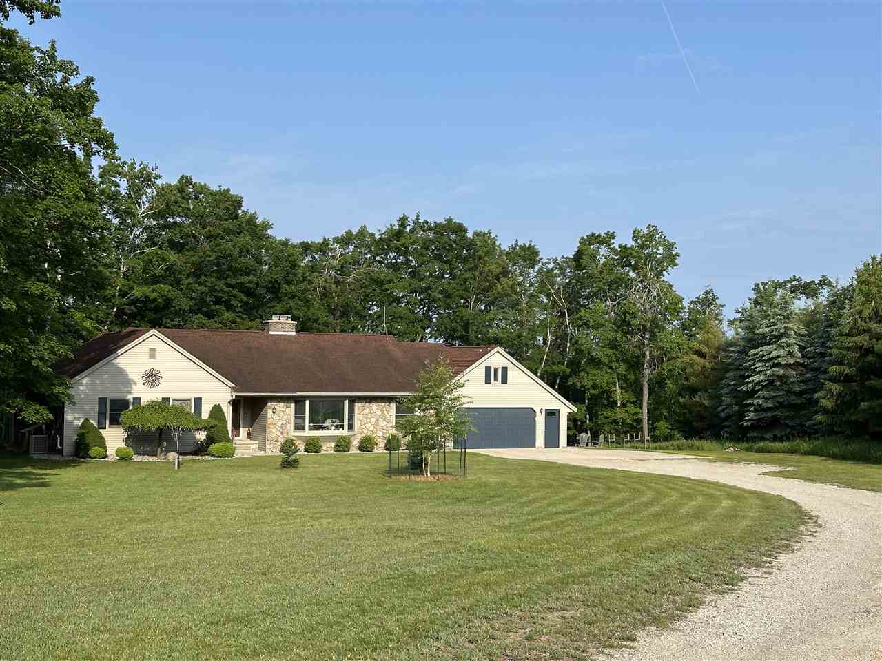 08015 Mulberry Lane