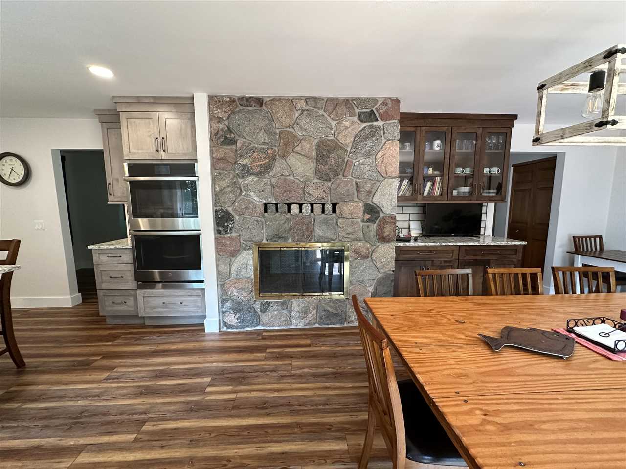 08015 Mulberry Lane