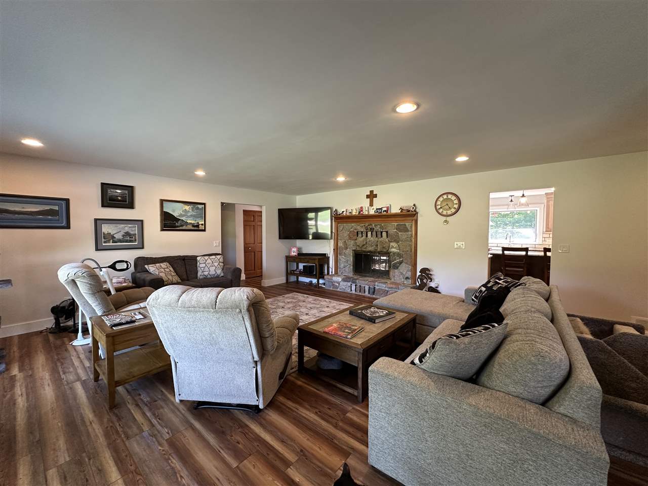 08015 Mulberry Lane