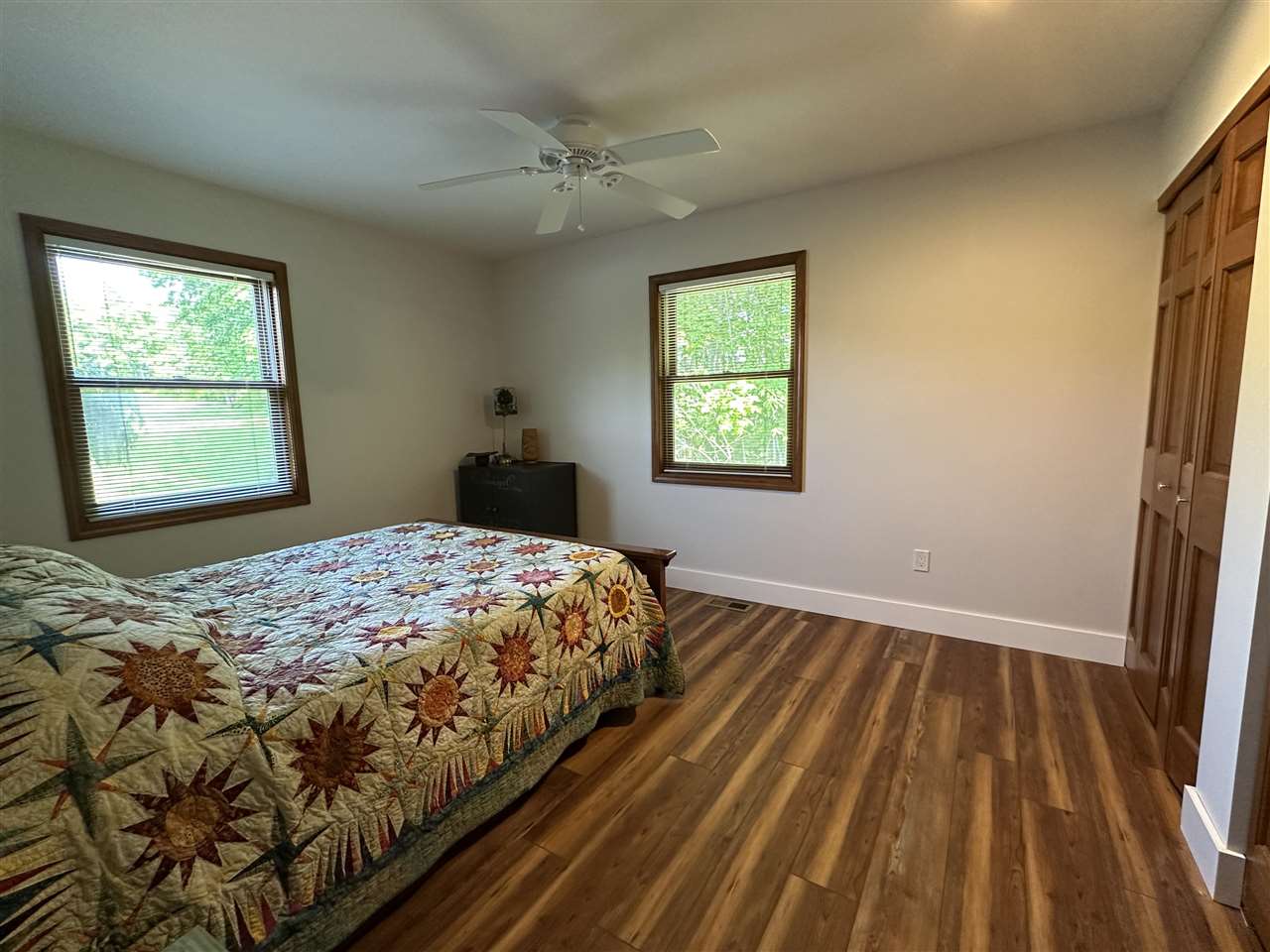 08015 Mulberry Lane