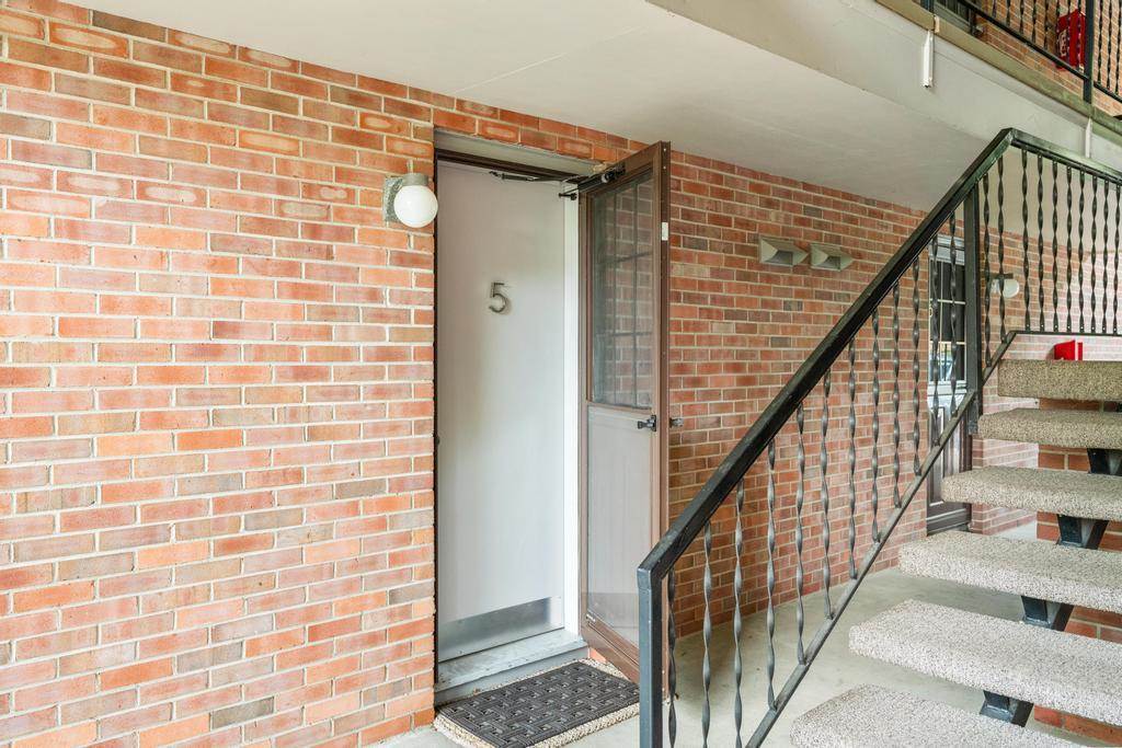 201 Meech Street Unit: #5