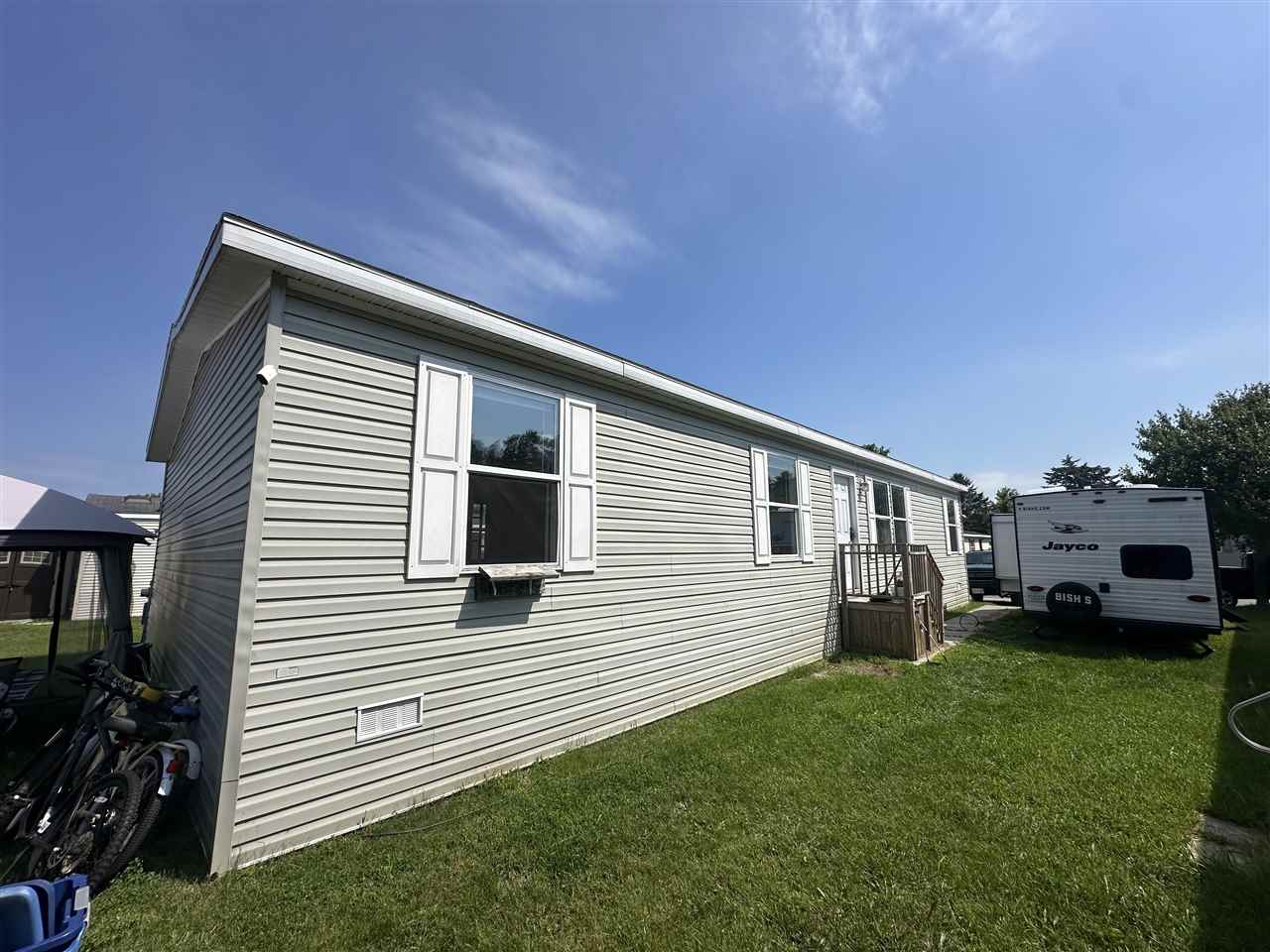 6685 N M-66 Unit: 154