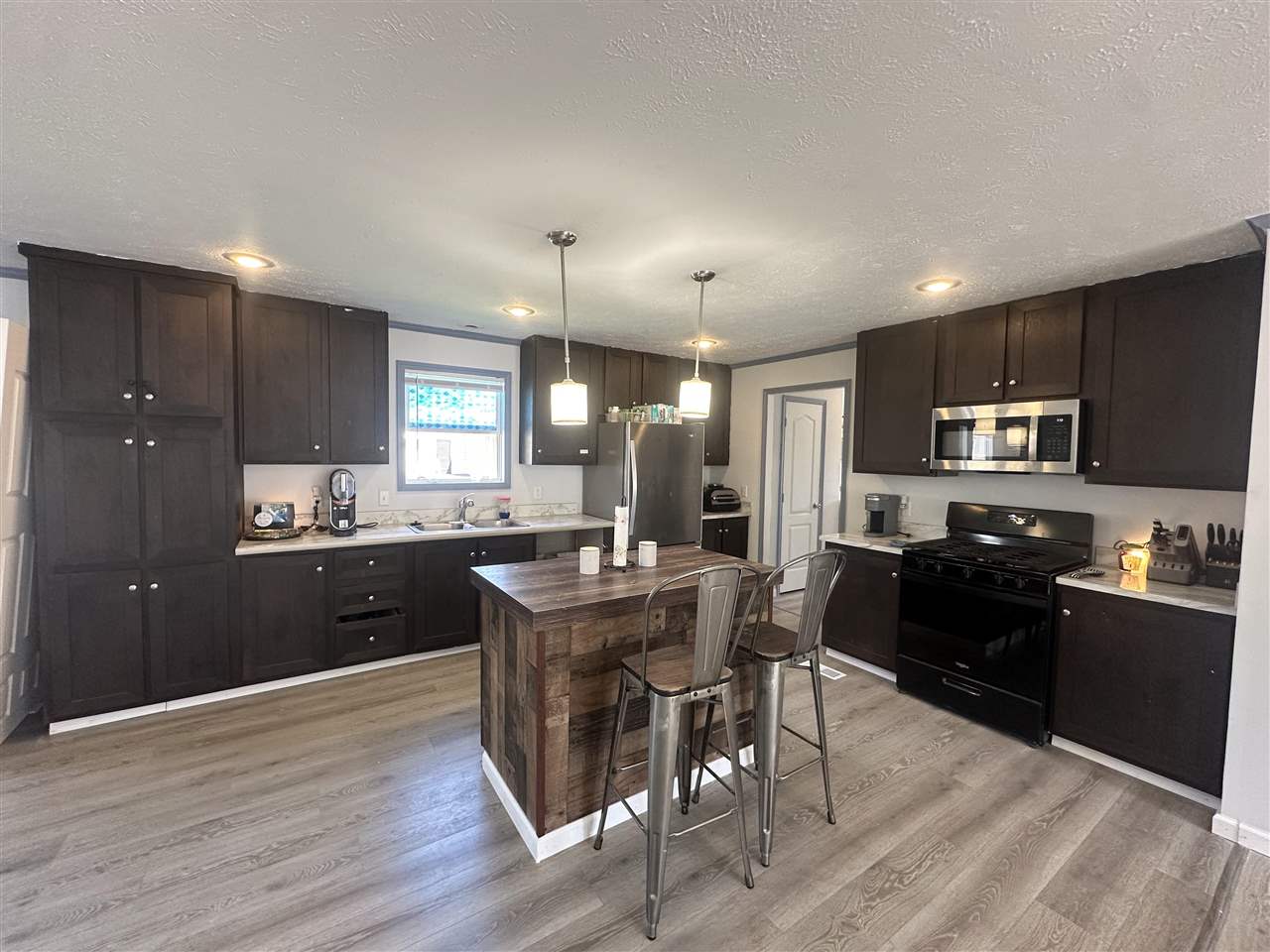 6685 N M-66 Unit: 154