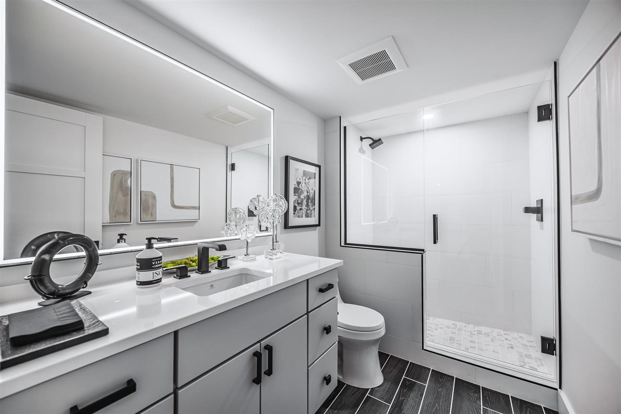 307 Michigan Avenue Unit: #1, #2, #9