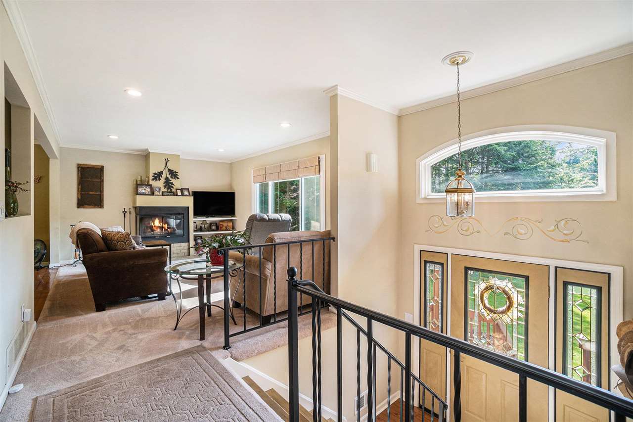 33 Harbor Lane