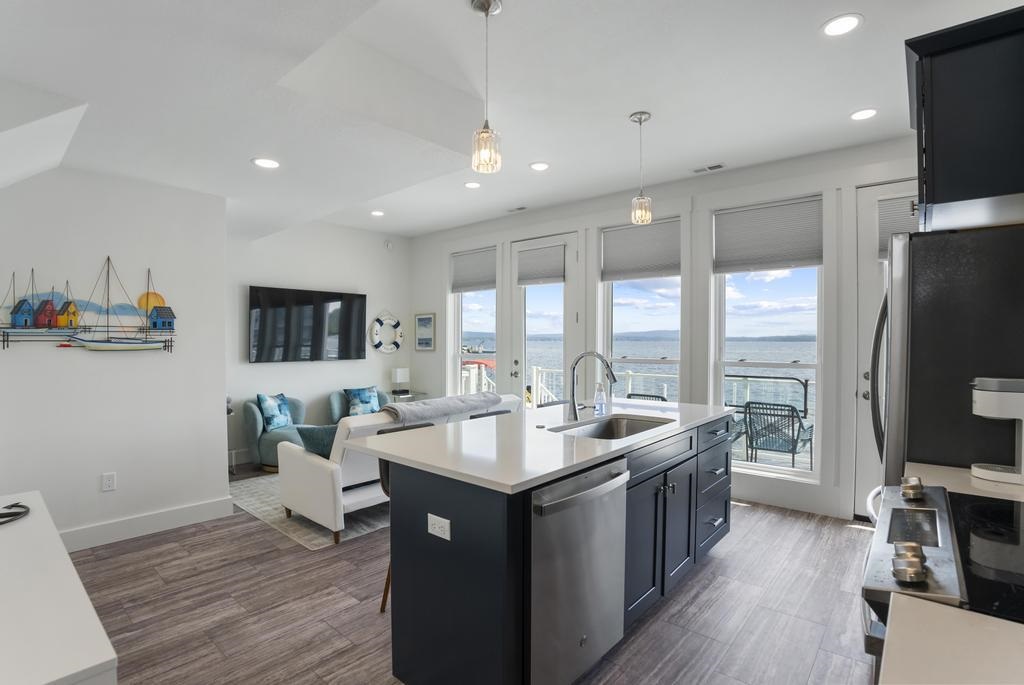 3670 Oden Road Unit: 9