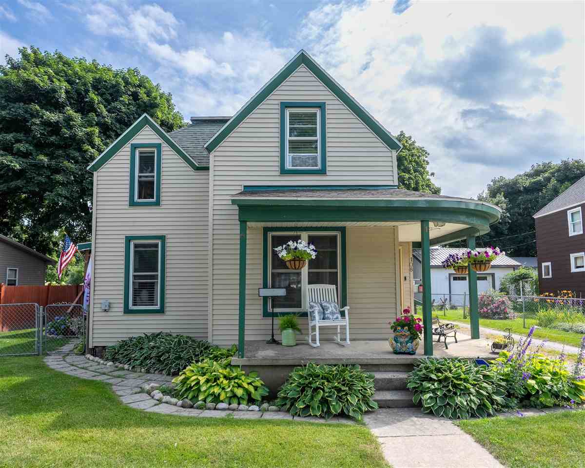 108 W Upright Street