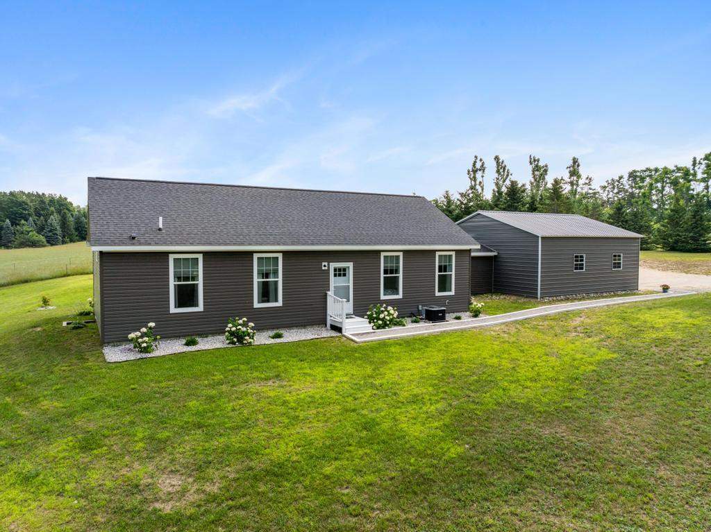 4743 Johnson Road