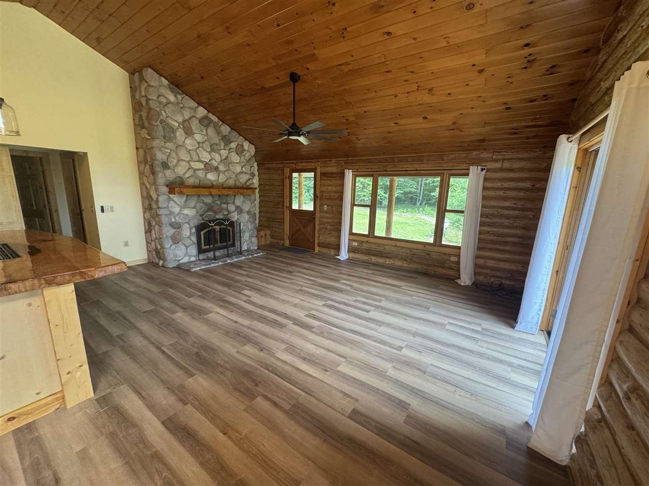 7460 W Five Mile Road