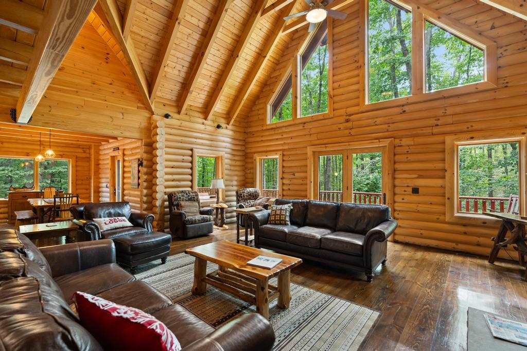 2036 Kitzbuhel Drive