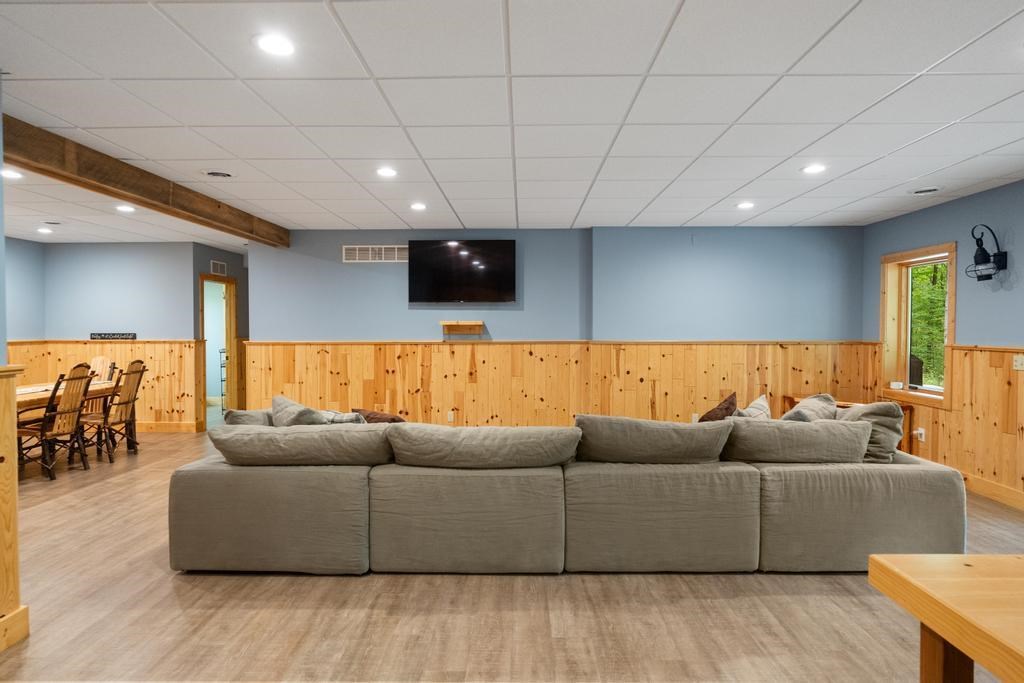 2036 Kitzbuhel Drive