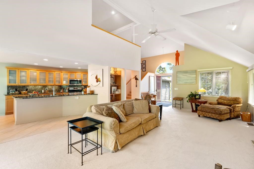 5286 Greystone Court Unit: 20