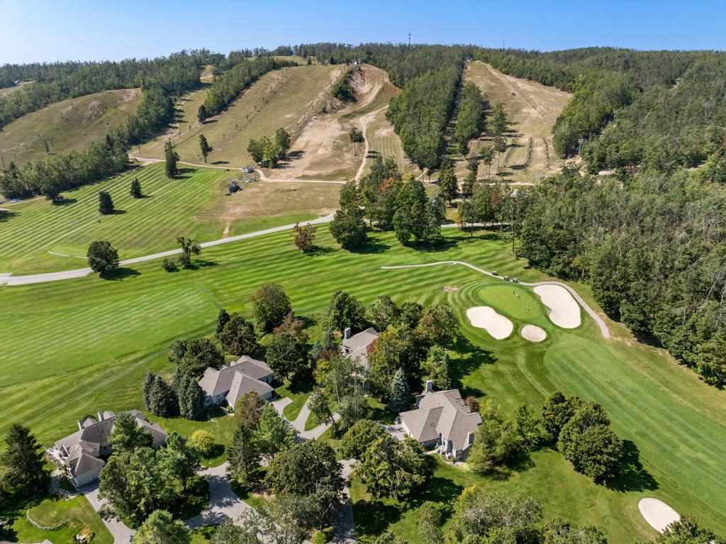 5286 Greystone Court Unit: 20