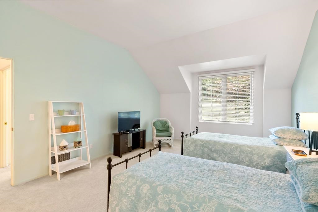 5286 Greystone Court Unit: 20