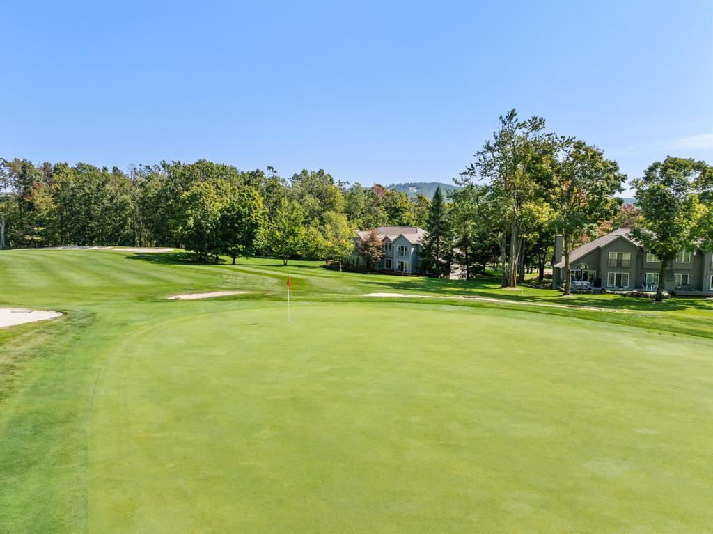 5286 Greystone Court Unit: 20