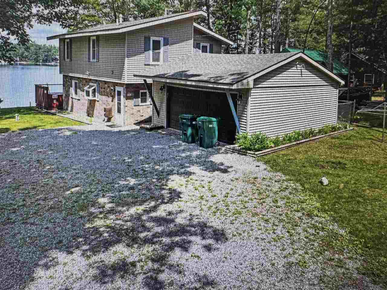 1422 E Heart Lake Drive