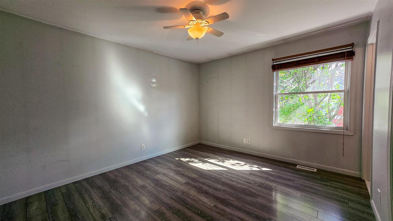 3652 Country Club Road